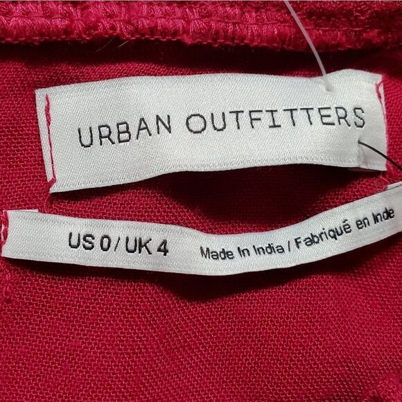 🔹️NWT Urban Outfitters Raspberry Off Shoulder Ruched Front Dress Size 0 - Picture 9 of 11